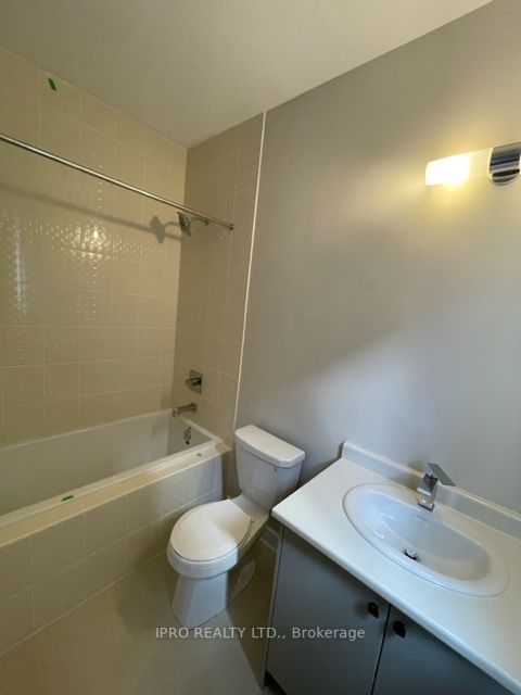 76 Bearberry Rd