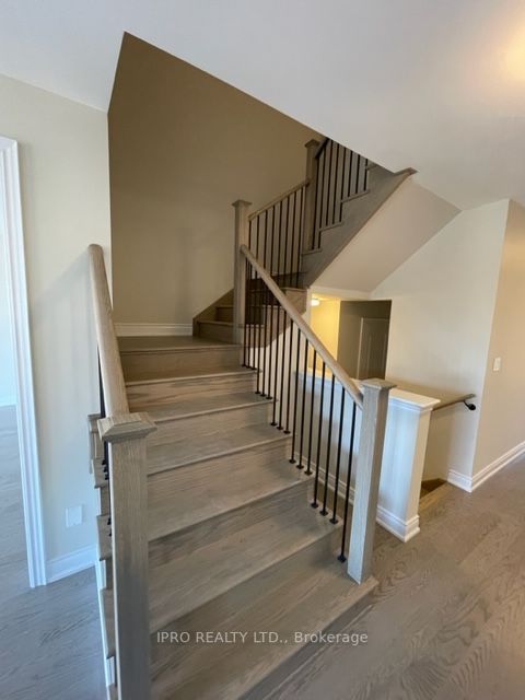 76 Bearberry Rd