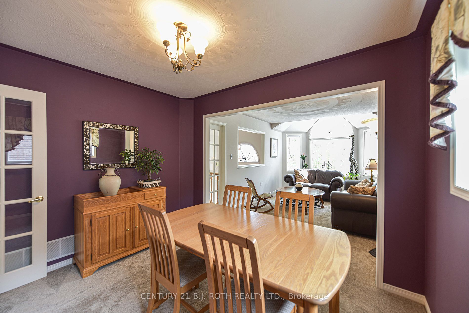 3156 Emperor Dr