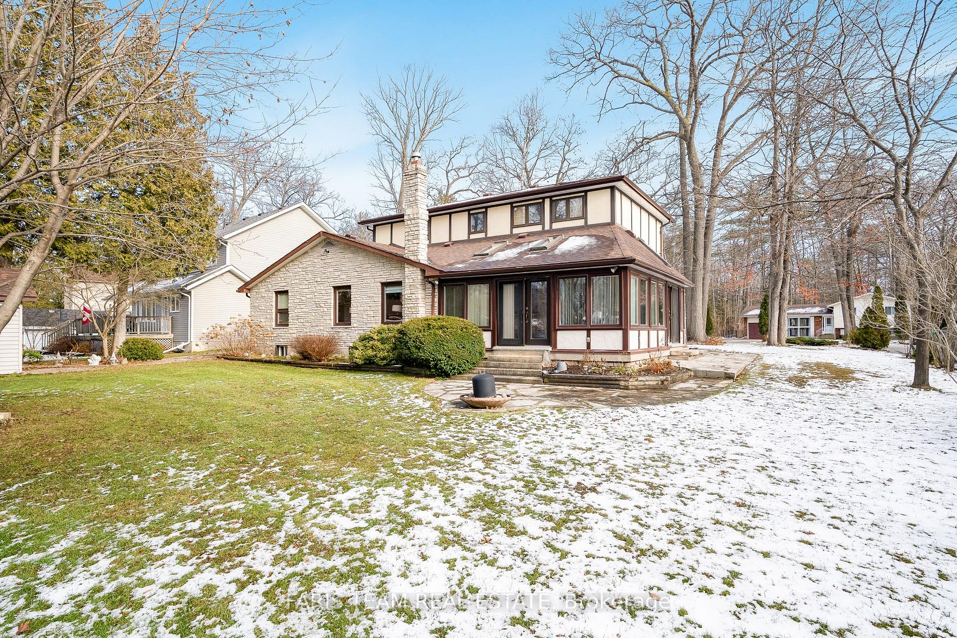 628 Oxbow Park Drive