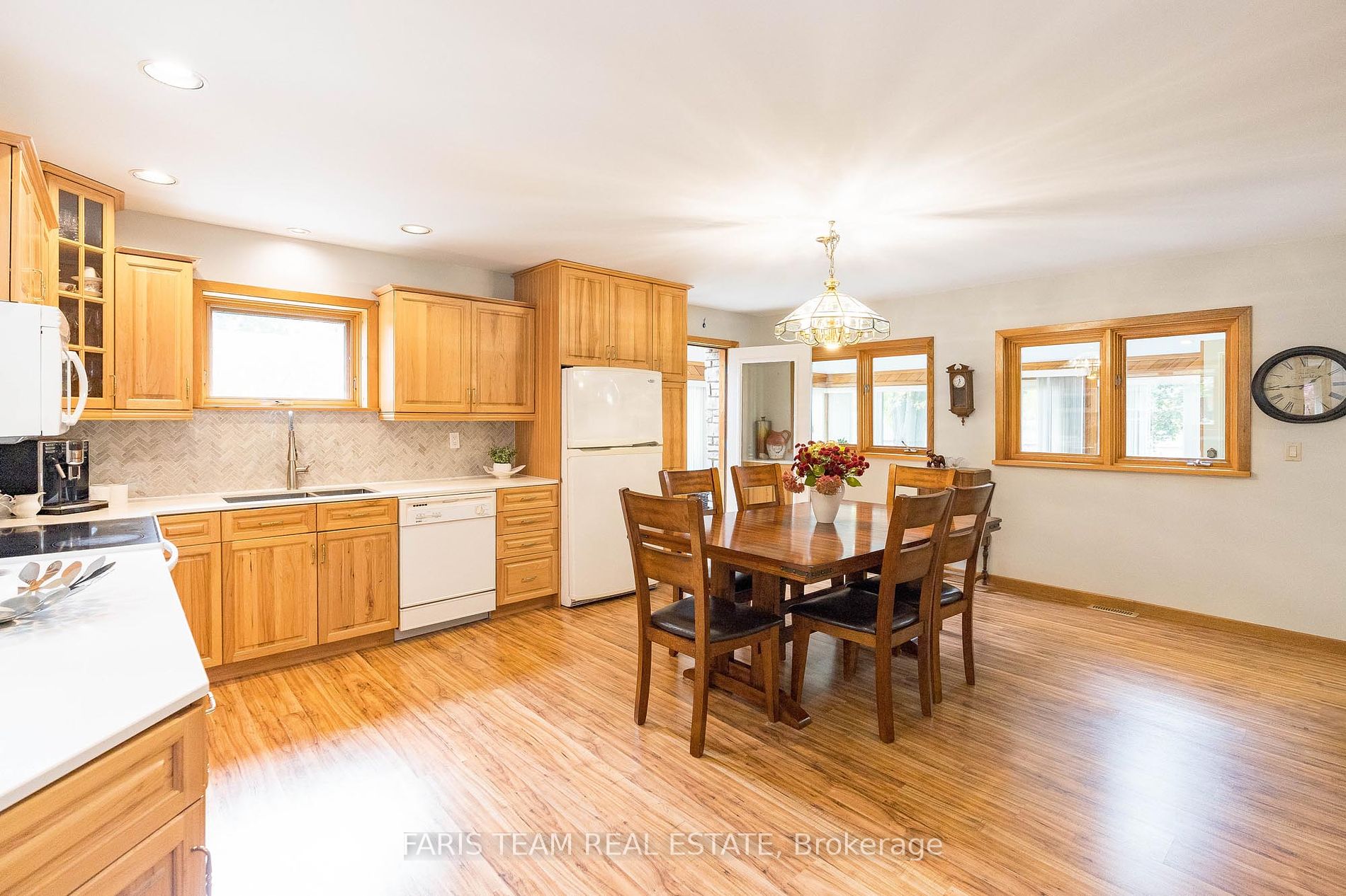 628 Oxbow Park Dr