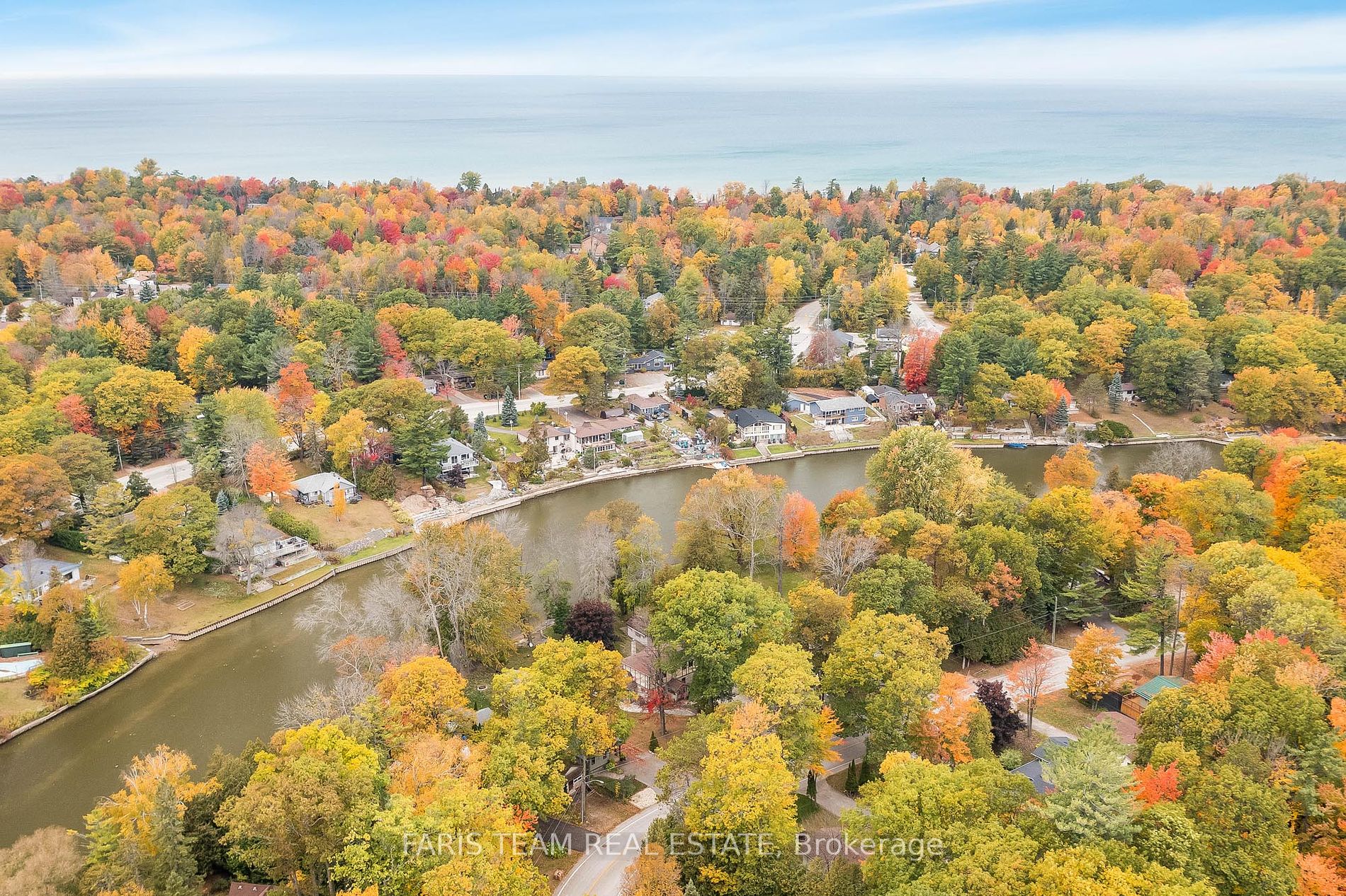 628 Oxbow Park Dr