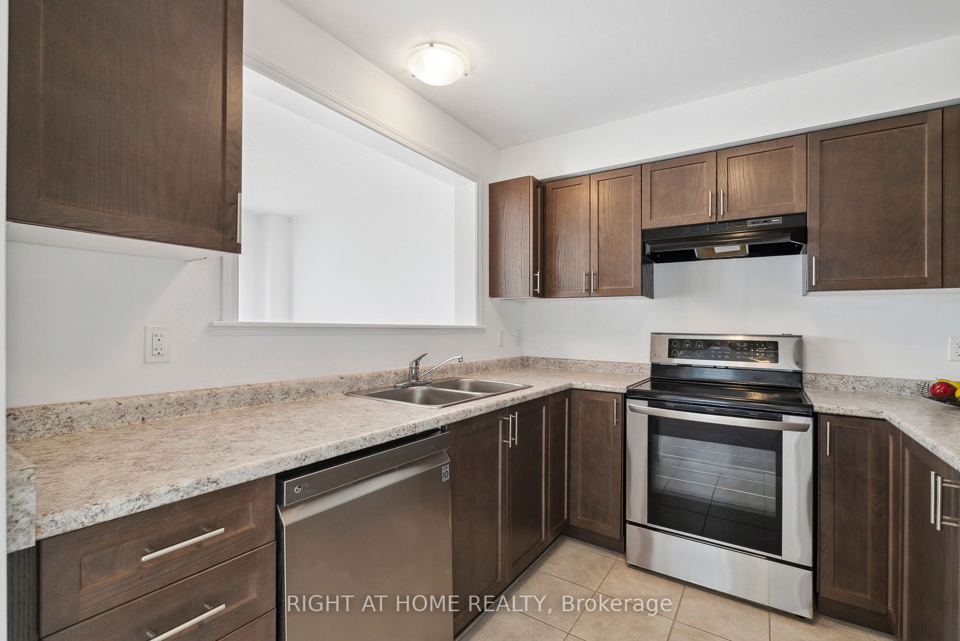 181 Diana Dr