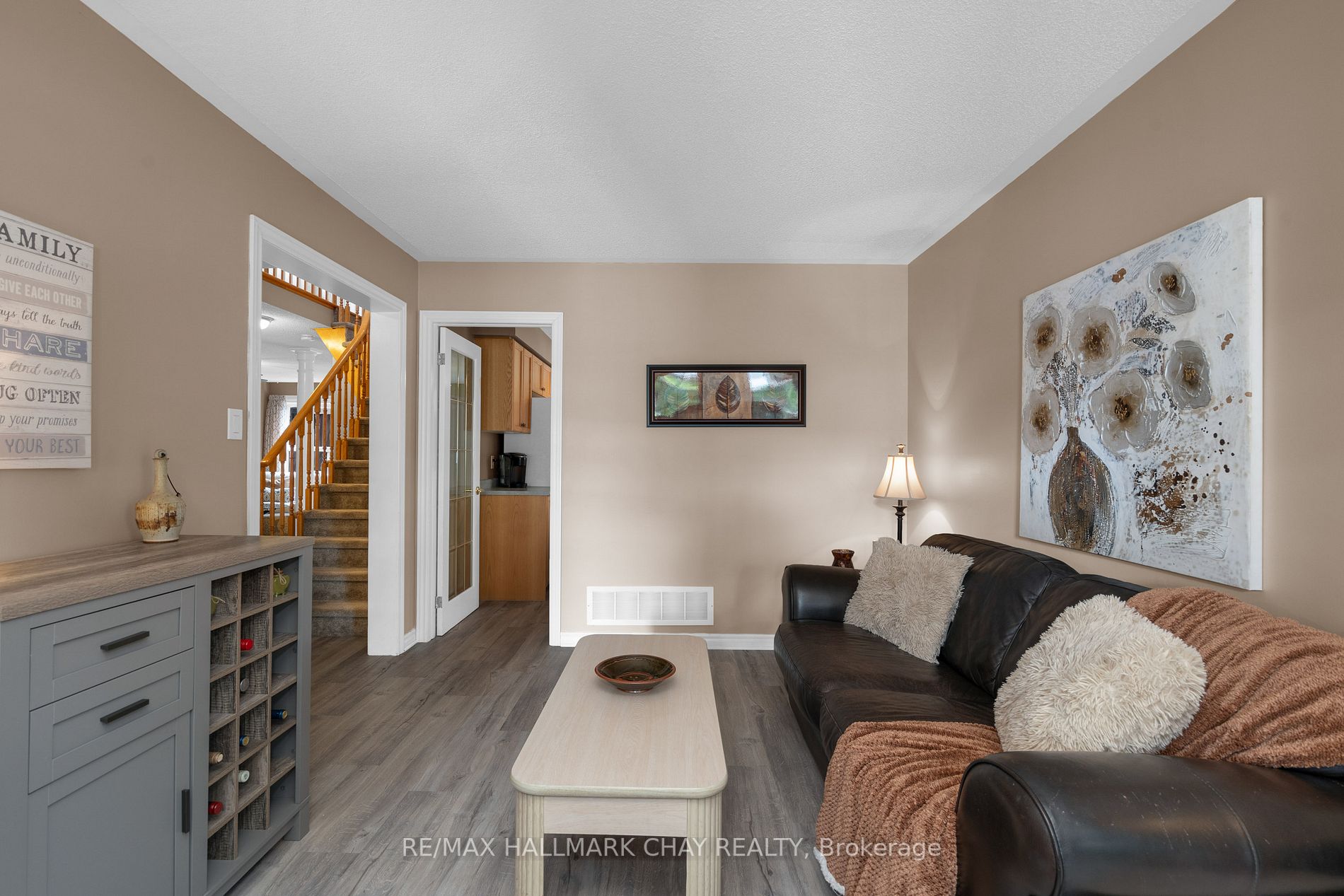 28 Dunnett Dr