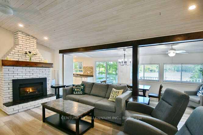 26 Farlain Lake Rd E