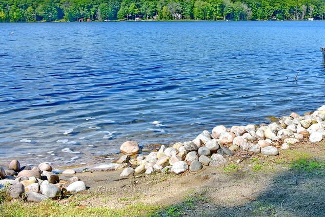 26 Farlain Lake Rd E