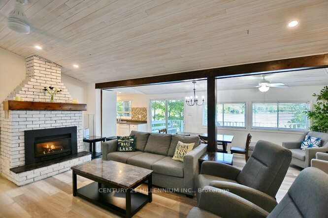 26 Farlain Lake Rd E