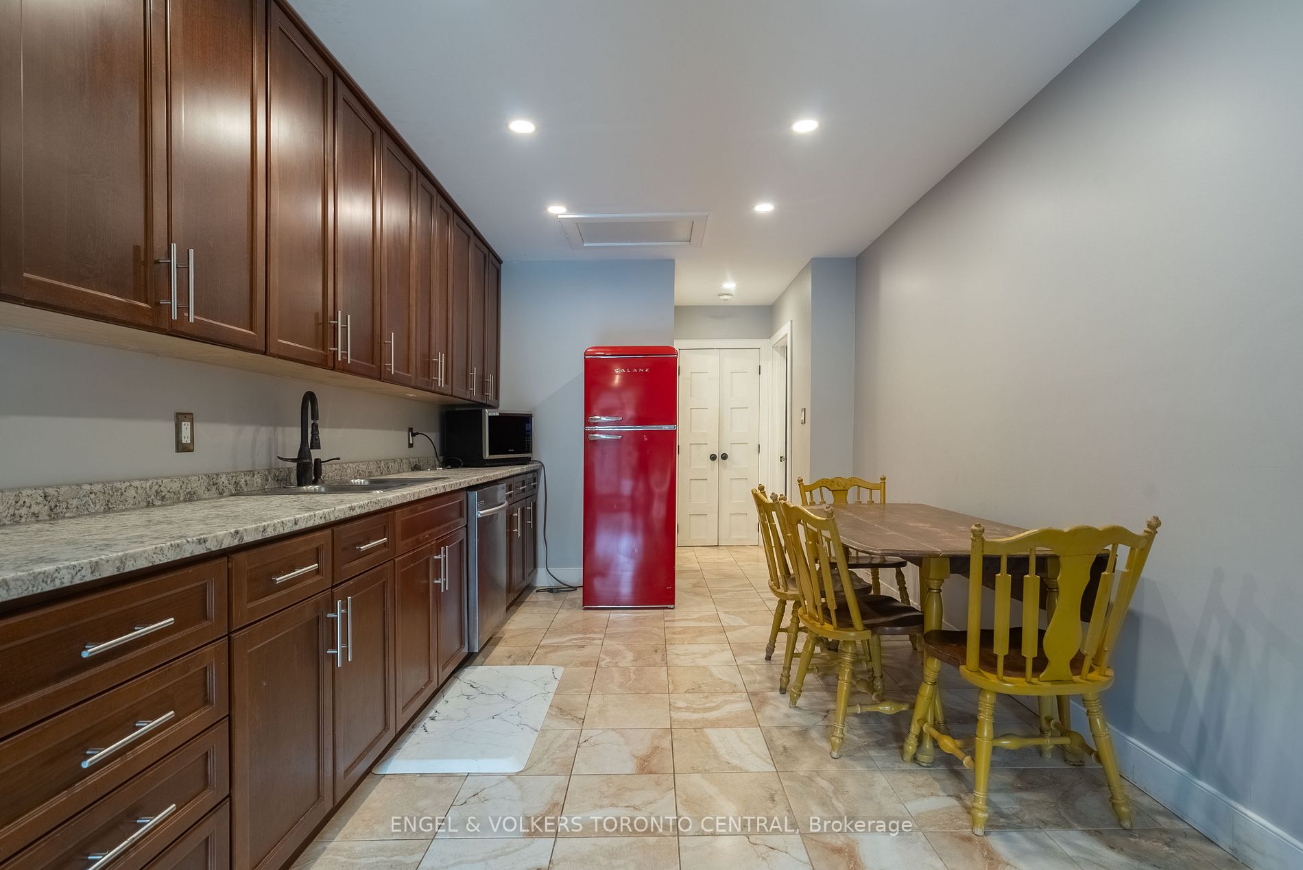 1031 Lawson Road