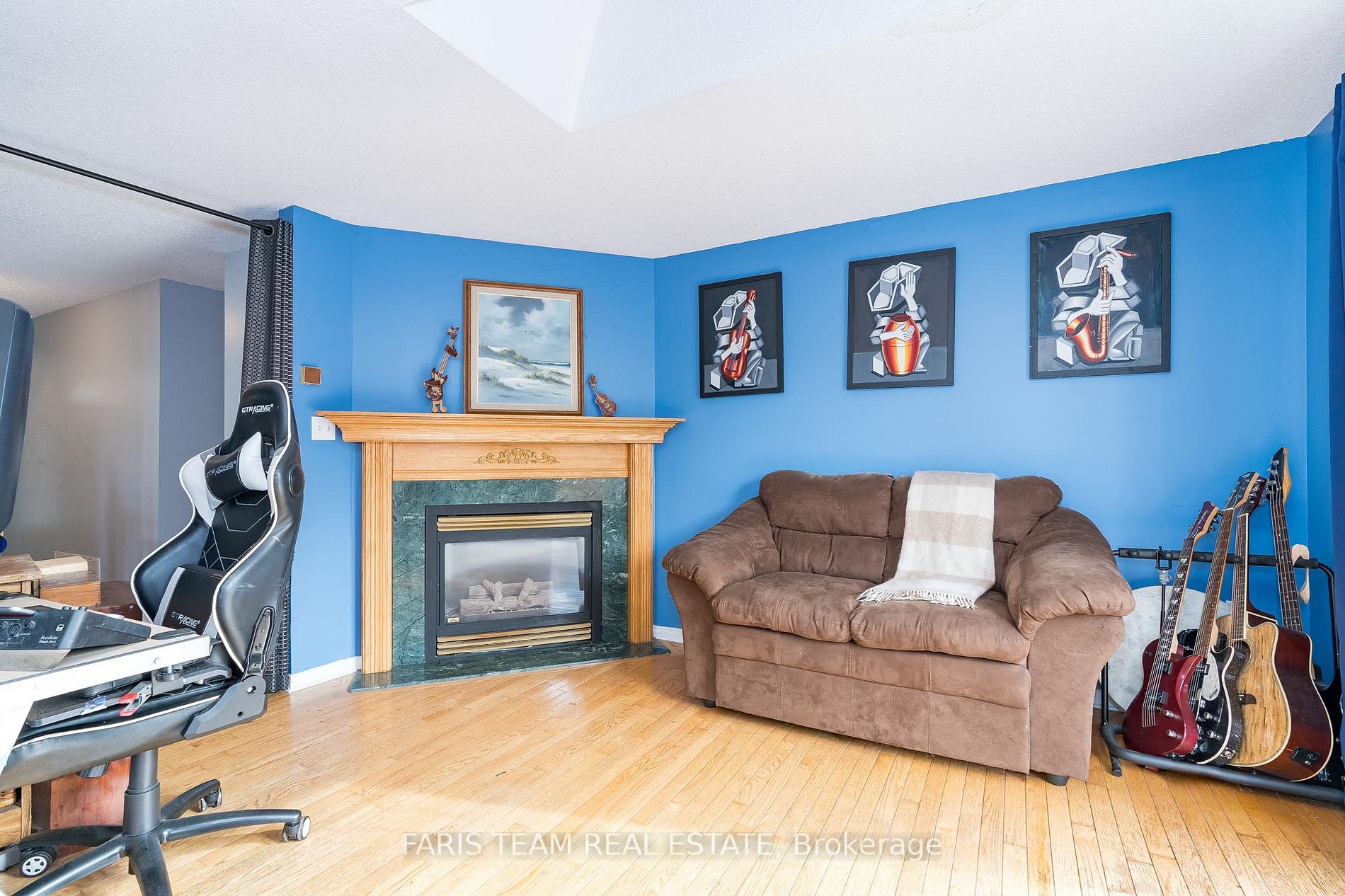 21 Garibaldi Dr