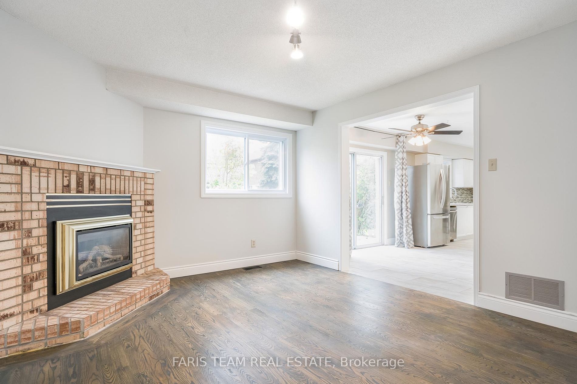 434 Sunnidale Rd