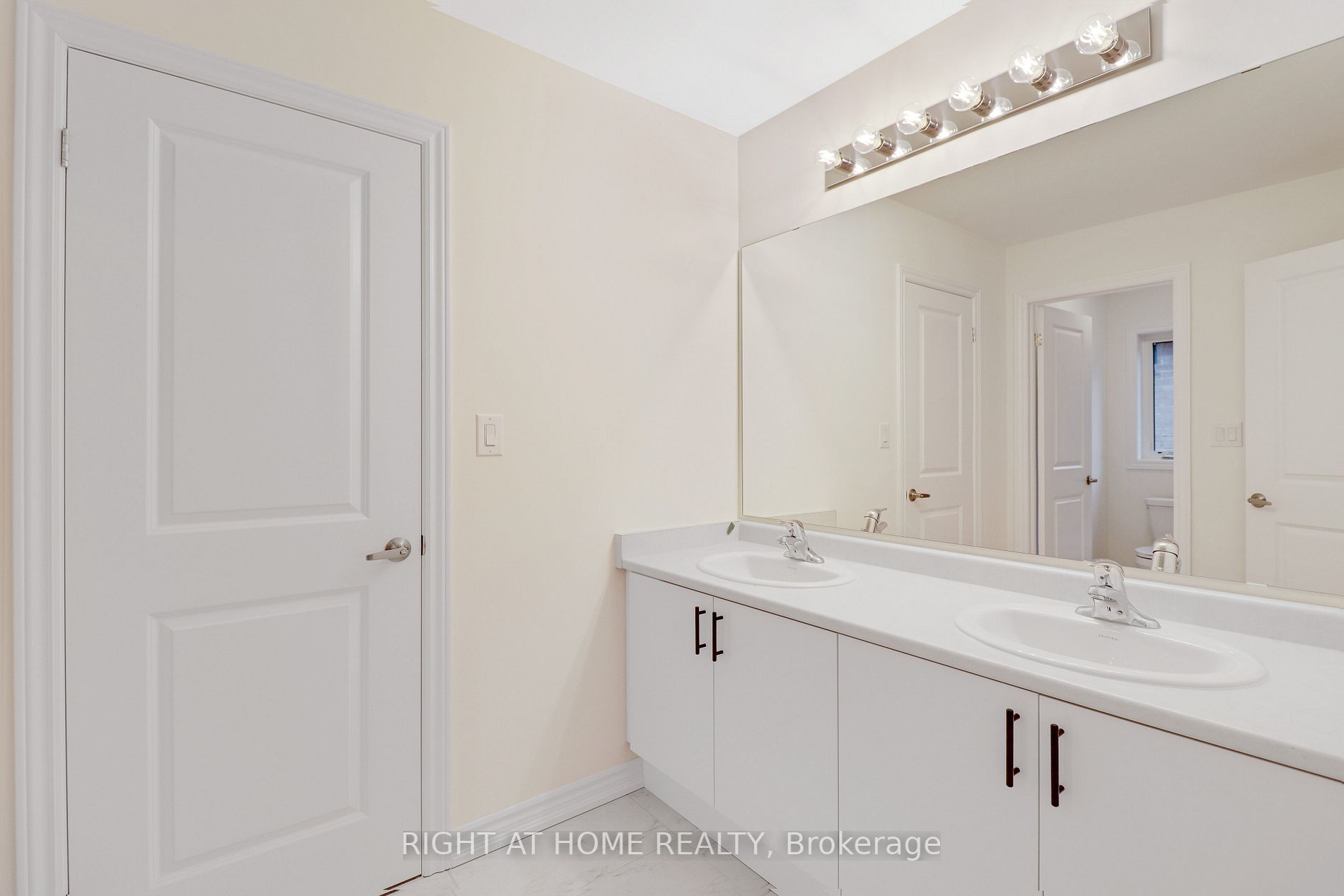 37 Del Ray Cres