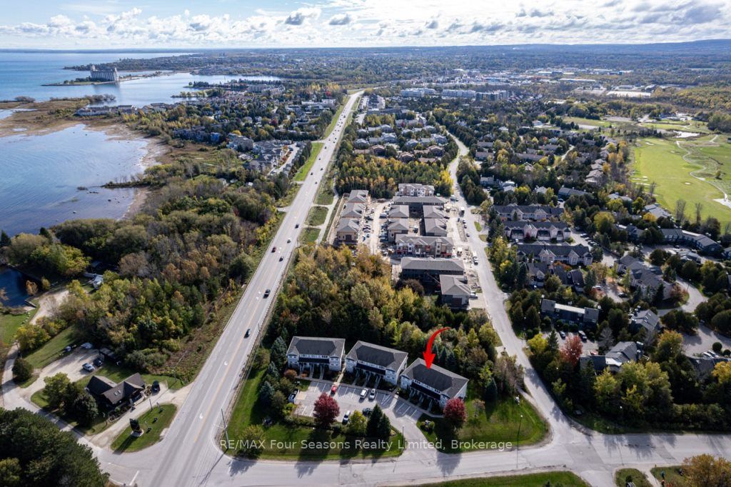 4 Royalton Lane, #4