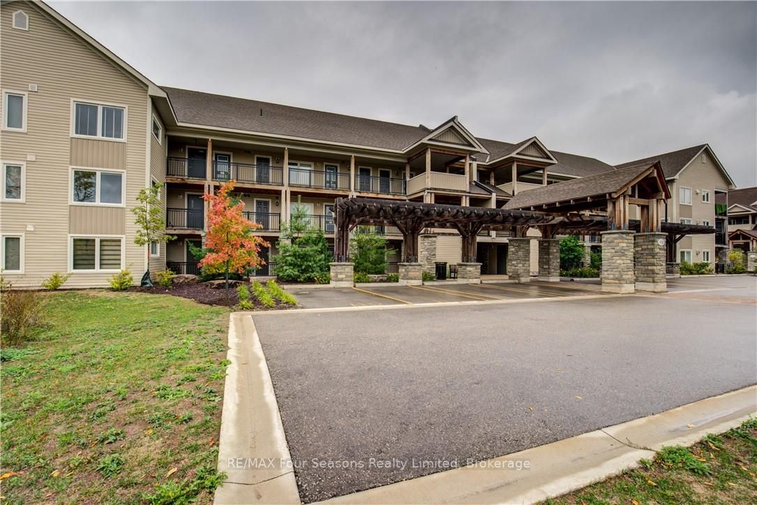 6 Anchorage Cres, #201