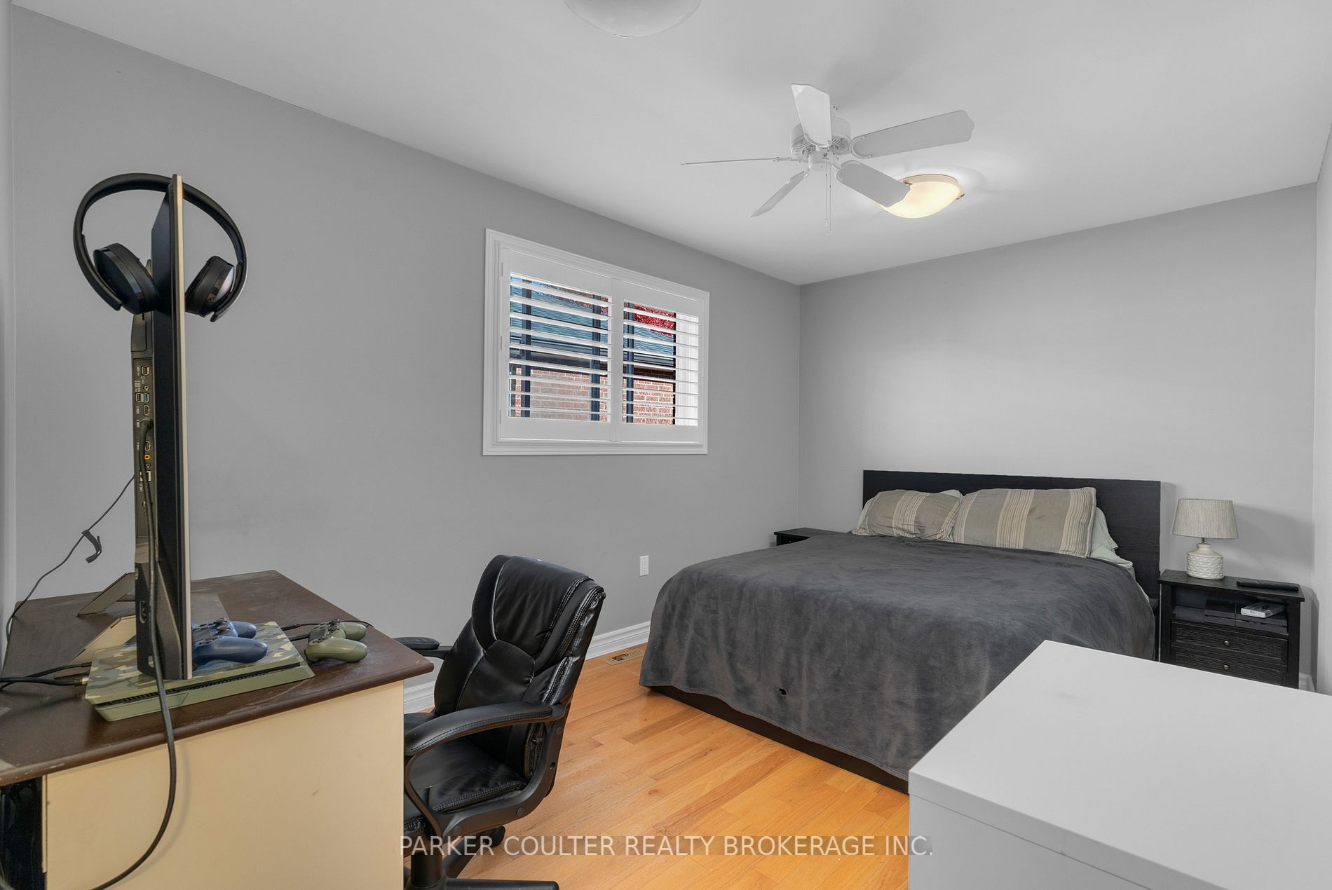 54 Carter Cres