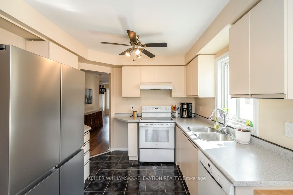 159 Dyer Dr