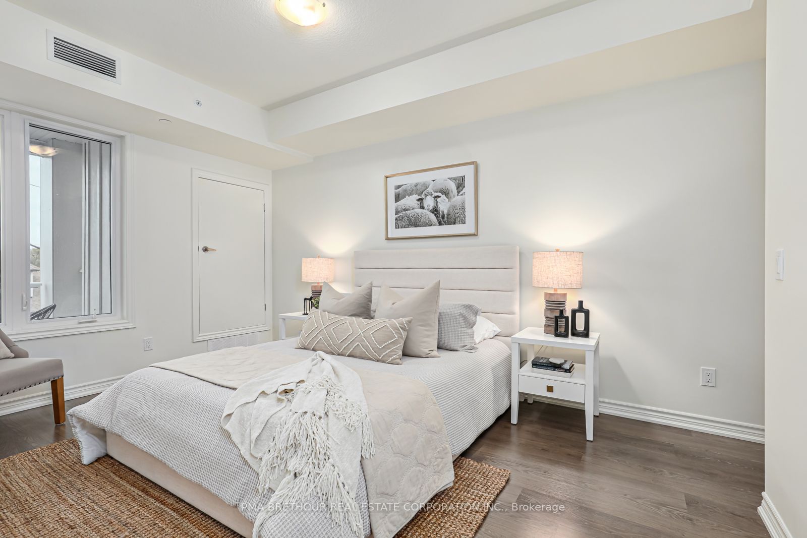 17 Spooner Cres, #207