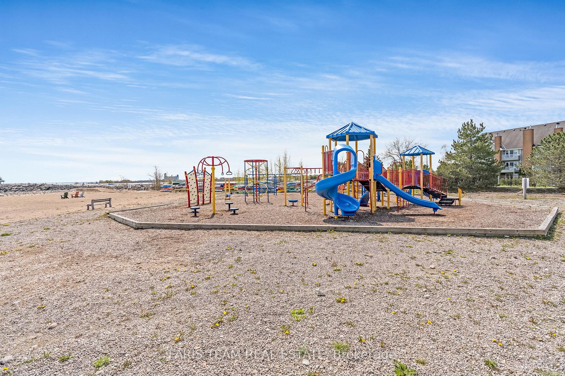 337 Mariners Way, #8