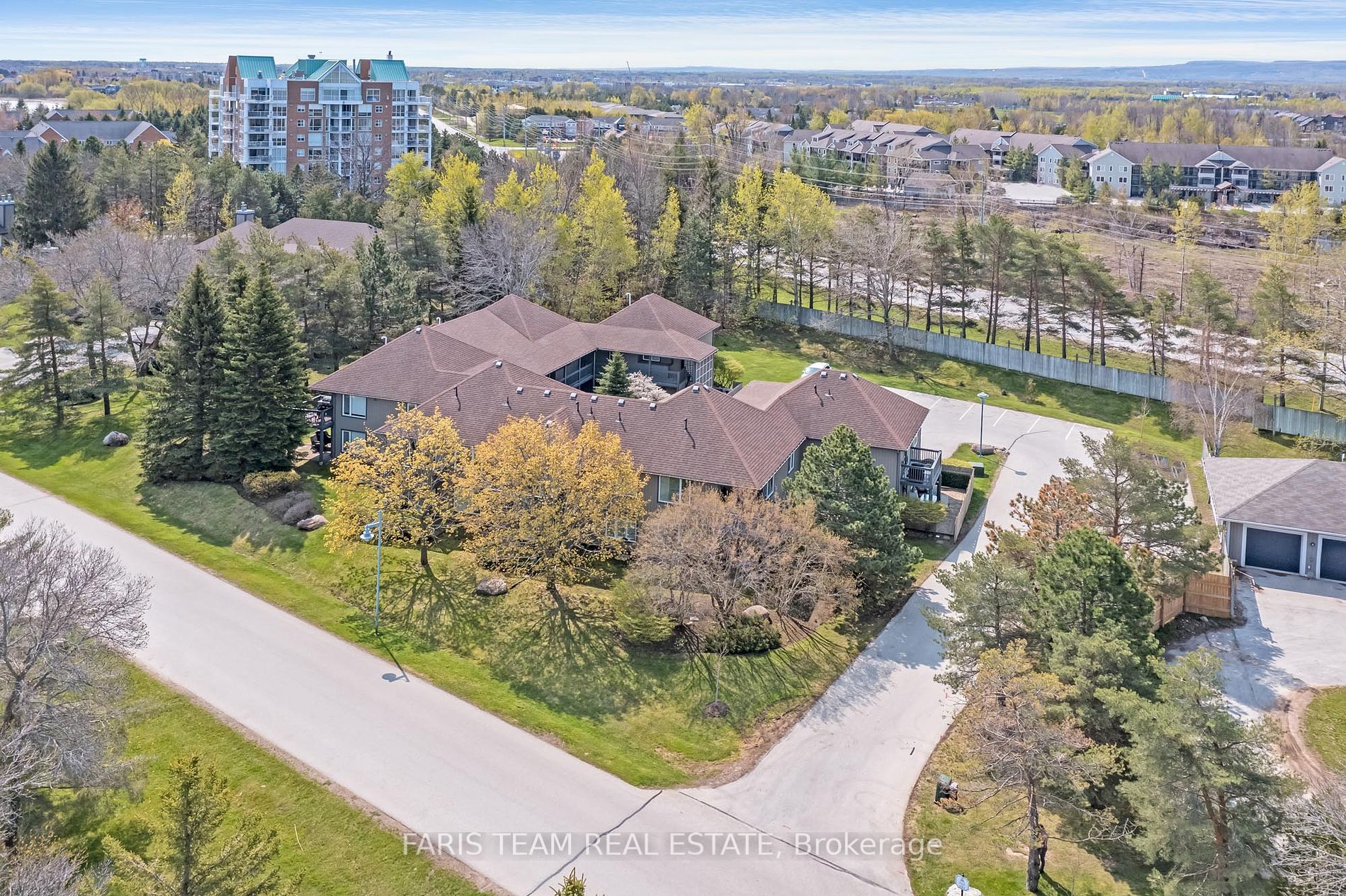 337 Mariners Way, #8