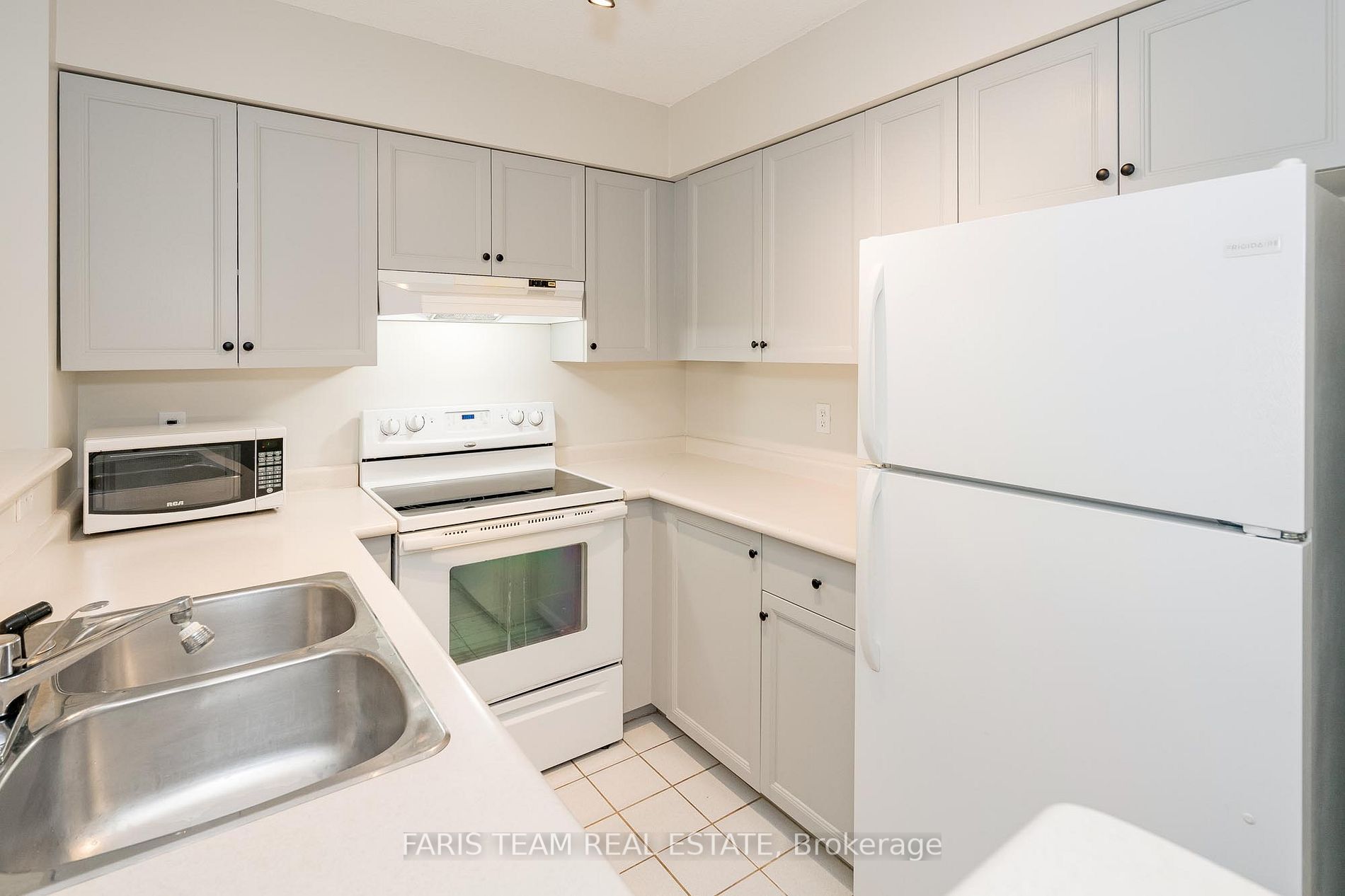 337 Mariners Way, #8