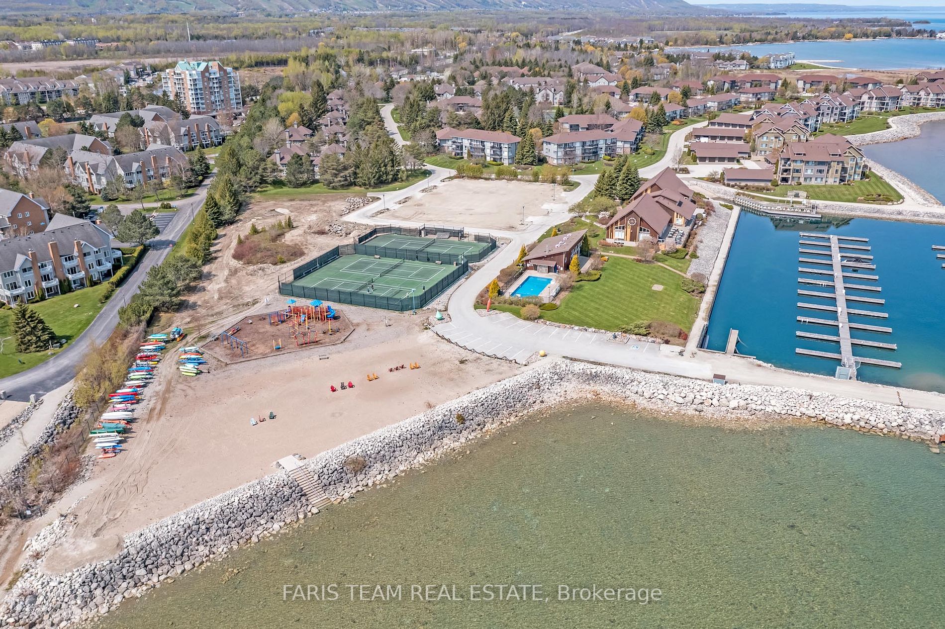 337 Mariners Way, #8