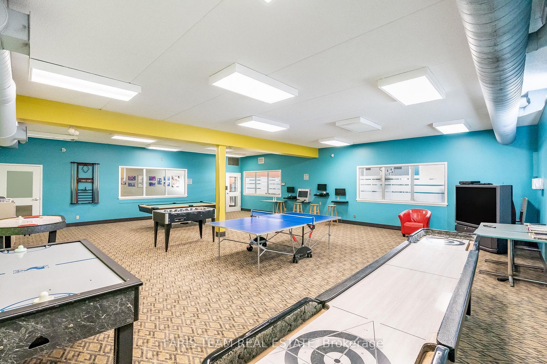 337 Mariners Way, #8