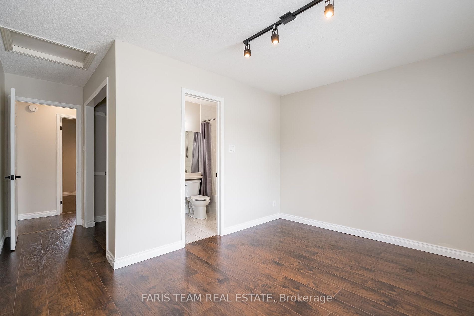 337 Mariners Way, #8