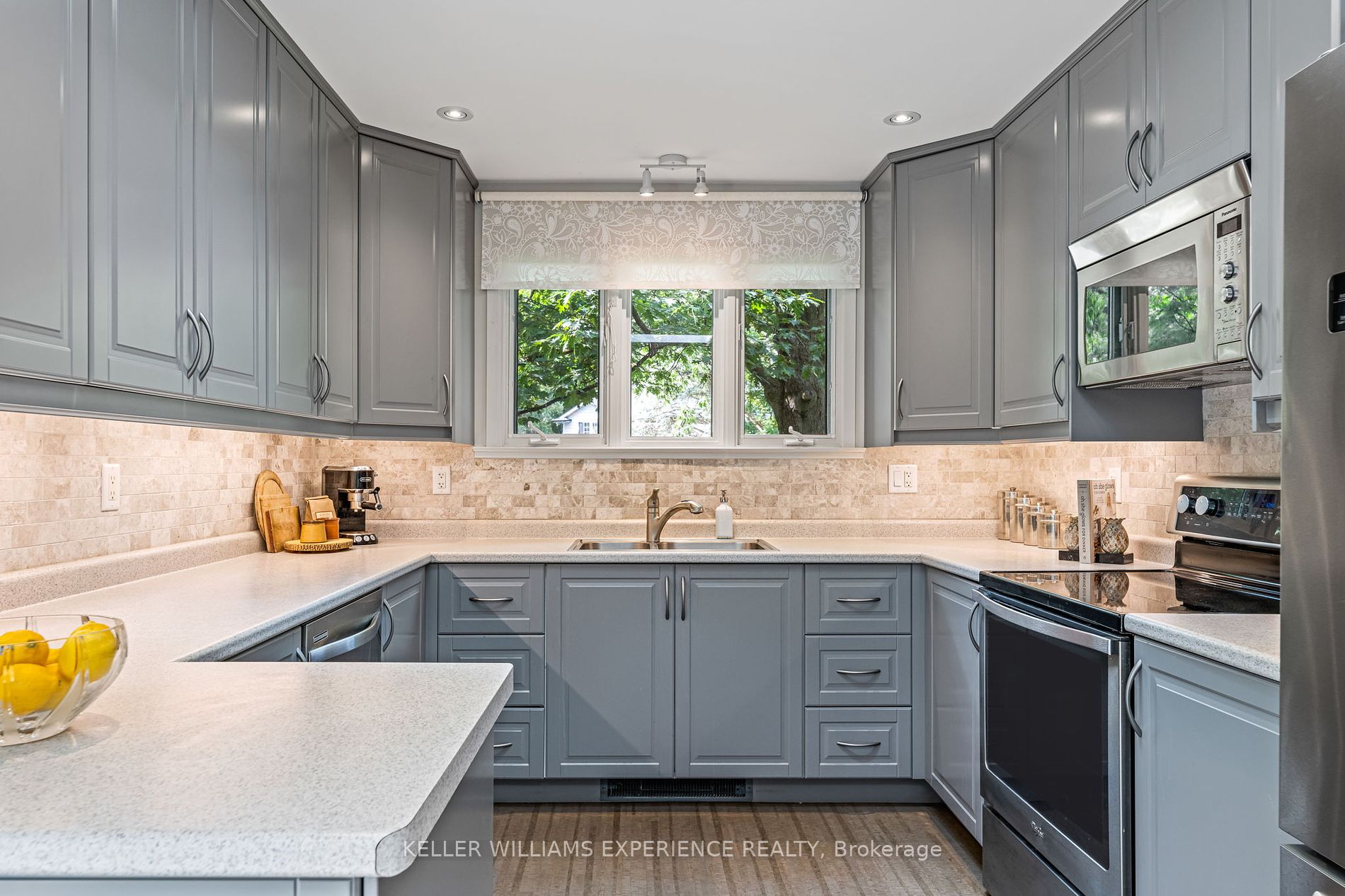 13 Royal Oak Dr