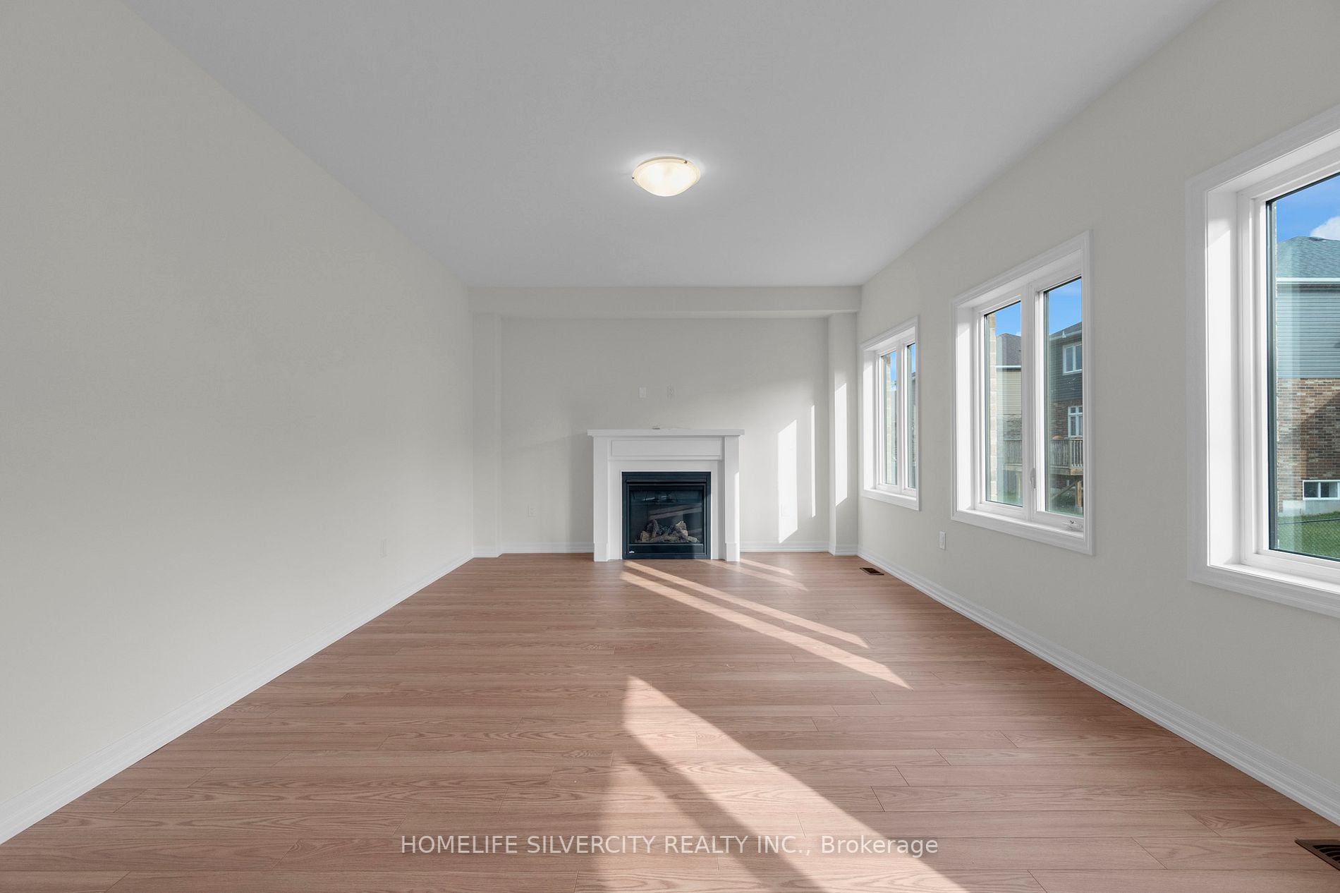 238 Warden St