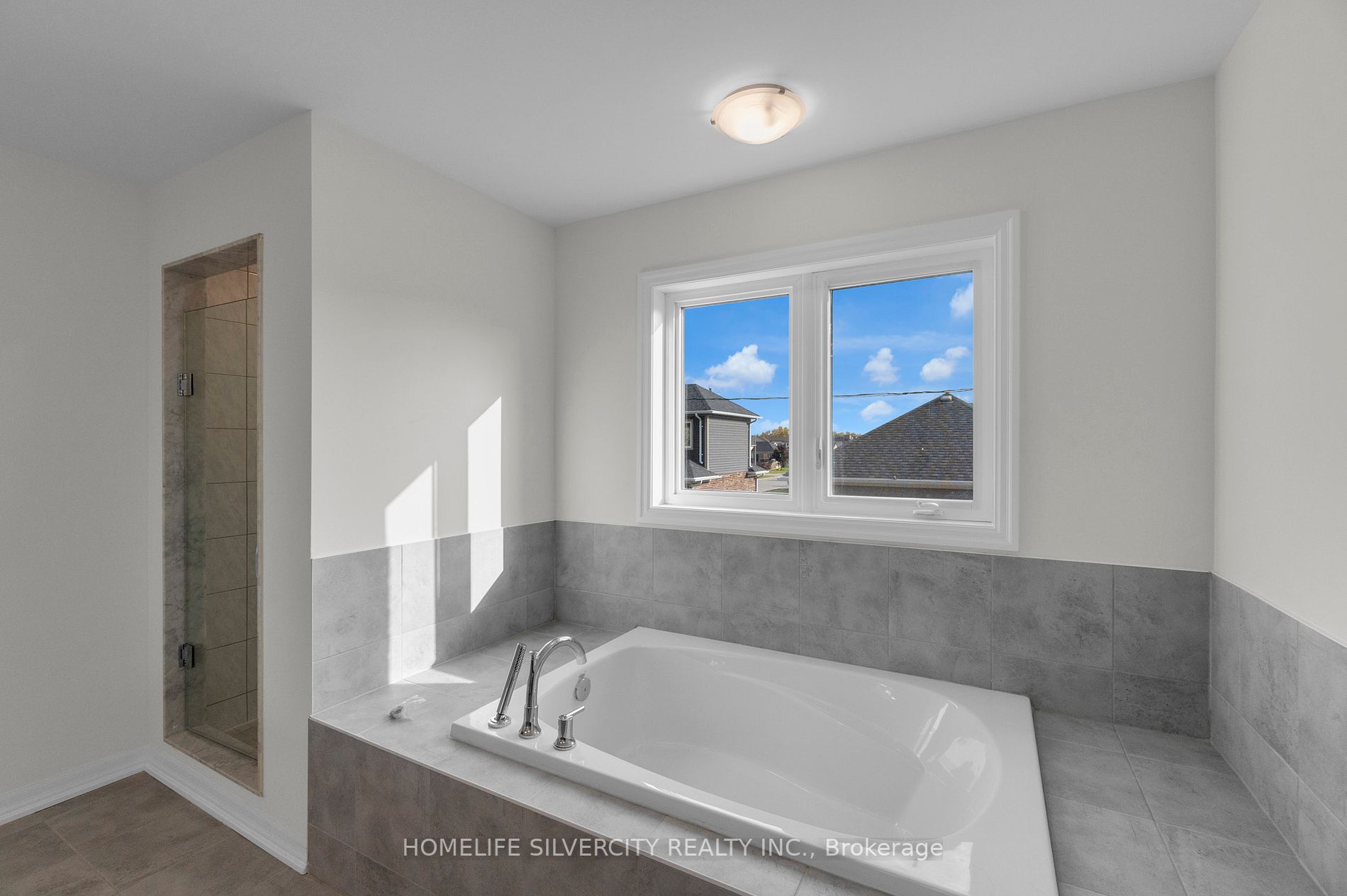 238 Warden St