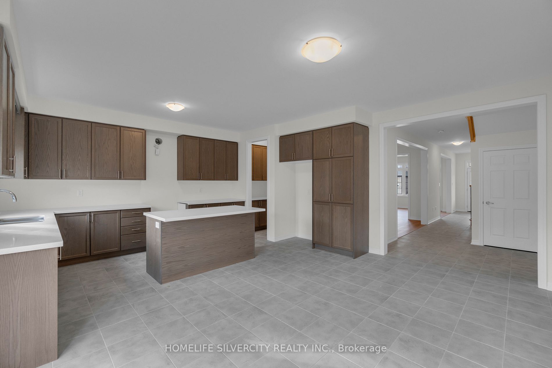 238 Warden St