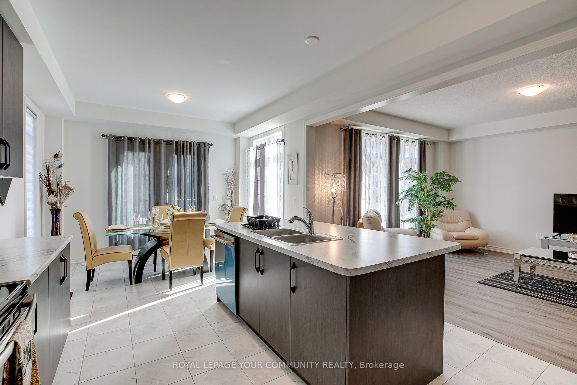 23 Sassafras Rd