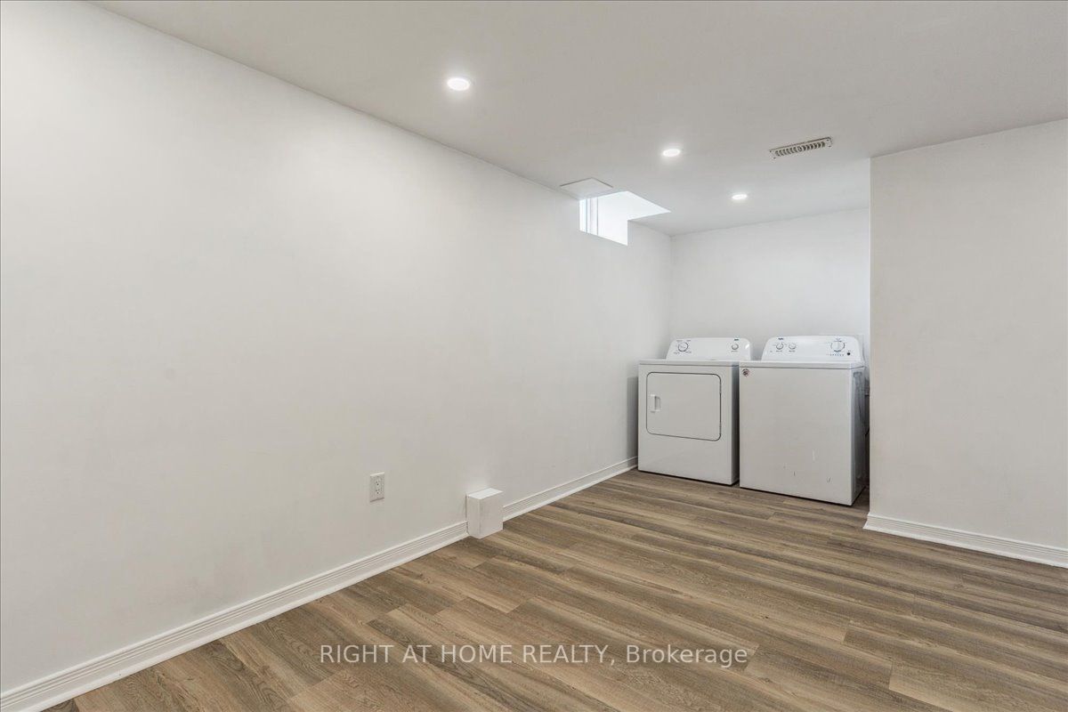 6 Barfoot St