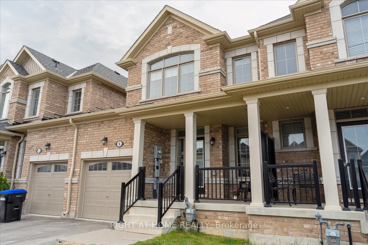 6 Barfoot St