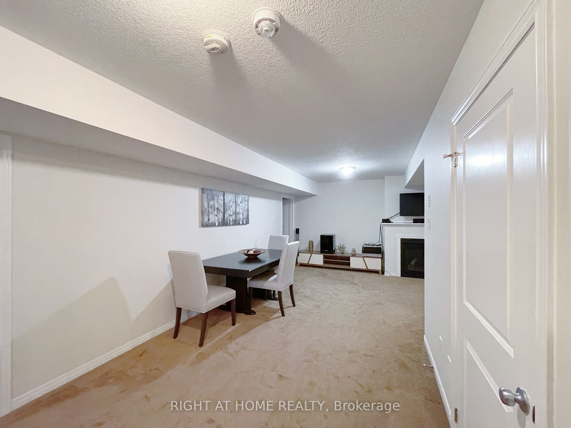 27 Portland St, #Lower