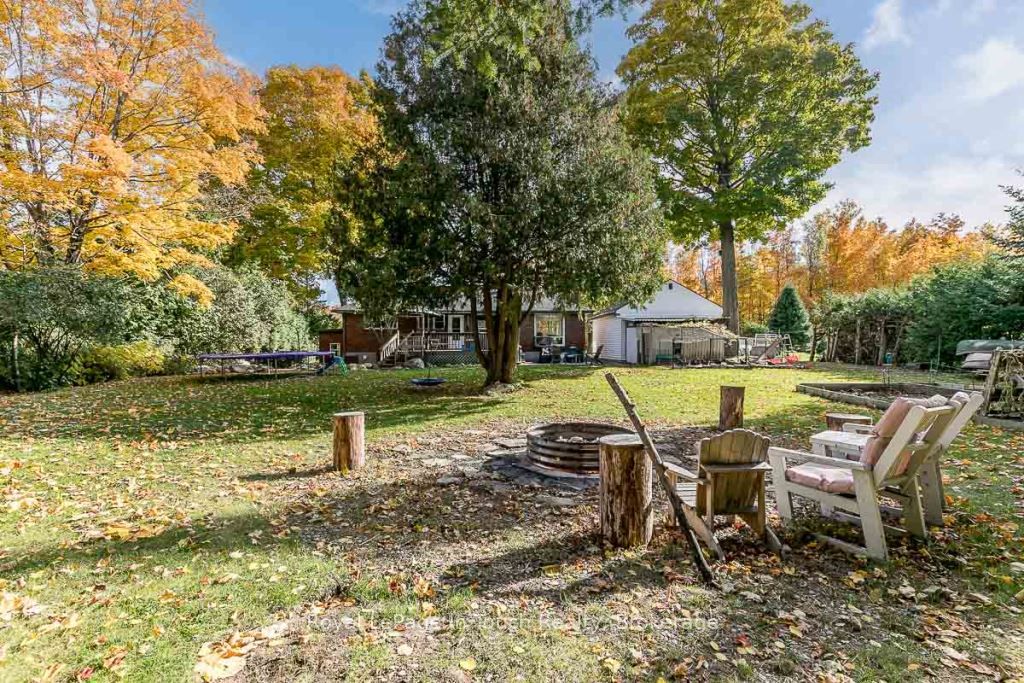 6 Hiawatha Rd