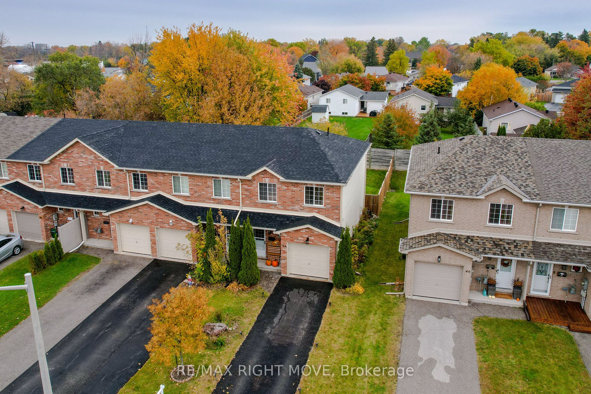 44 Michelle Dr