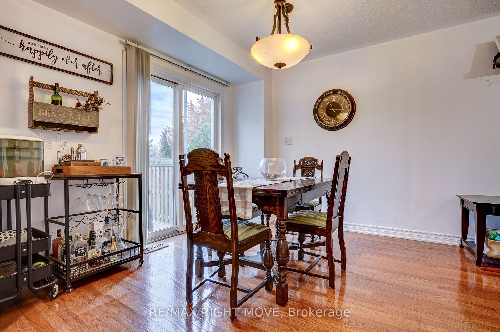 44 Michelle Dr