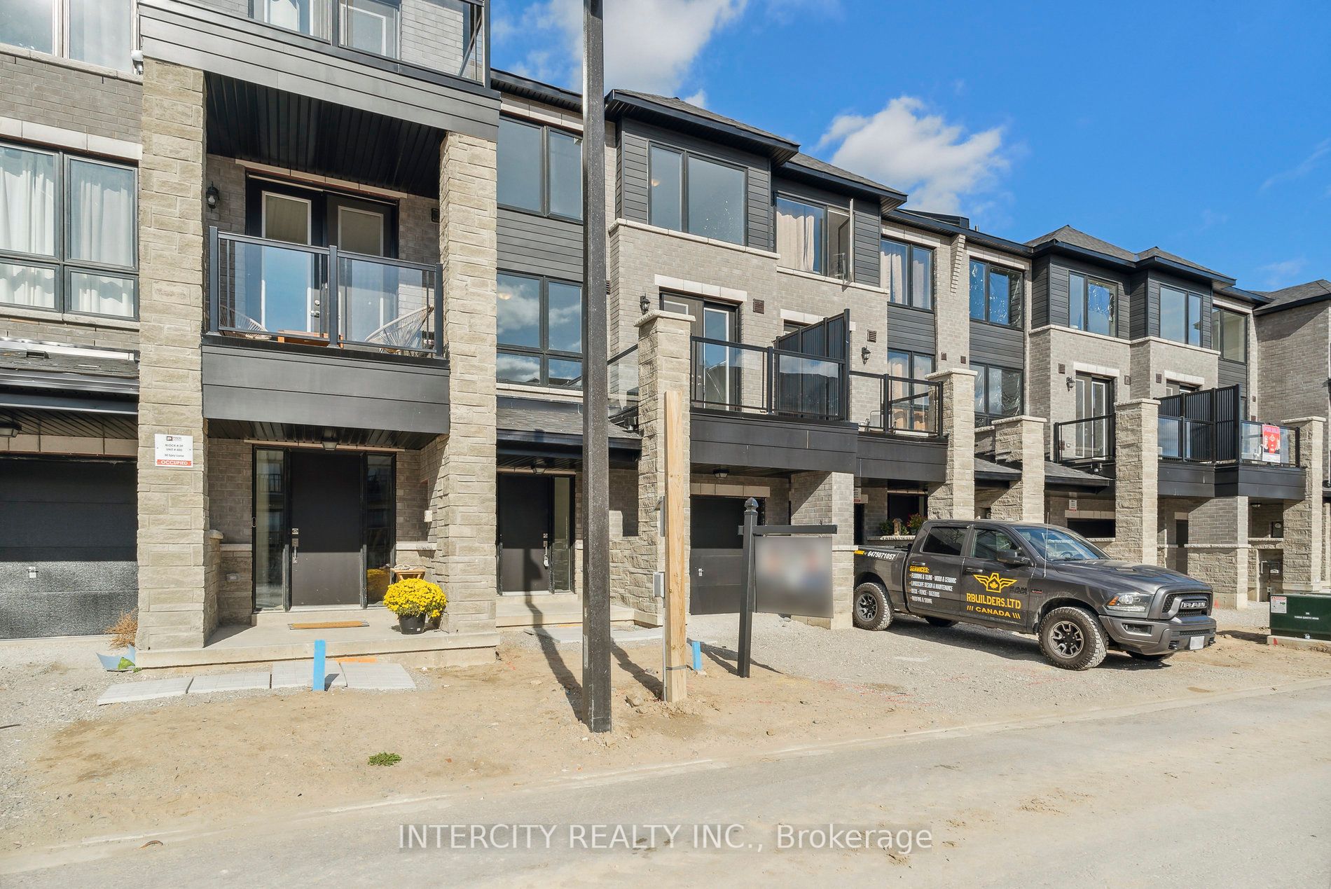 28 Spry Lane