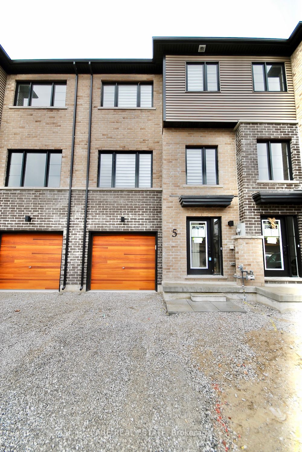 5 Pumpkin Corner Cres