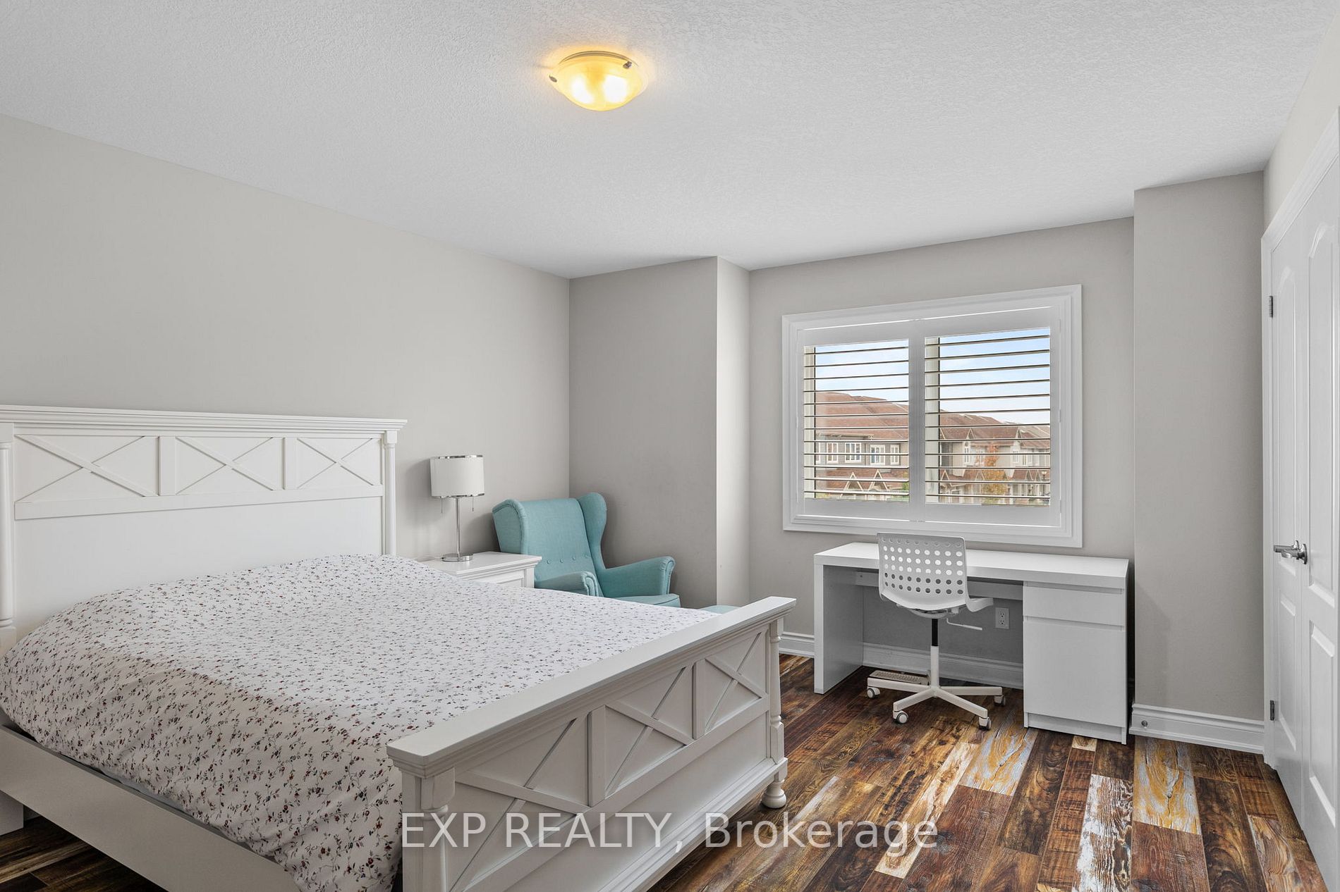14 Carpenter St