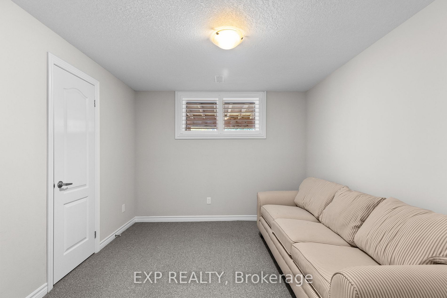 14 Carpenter St