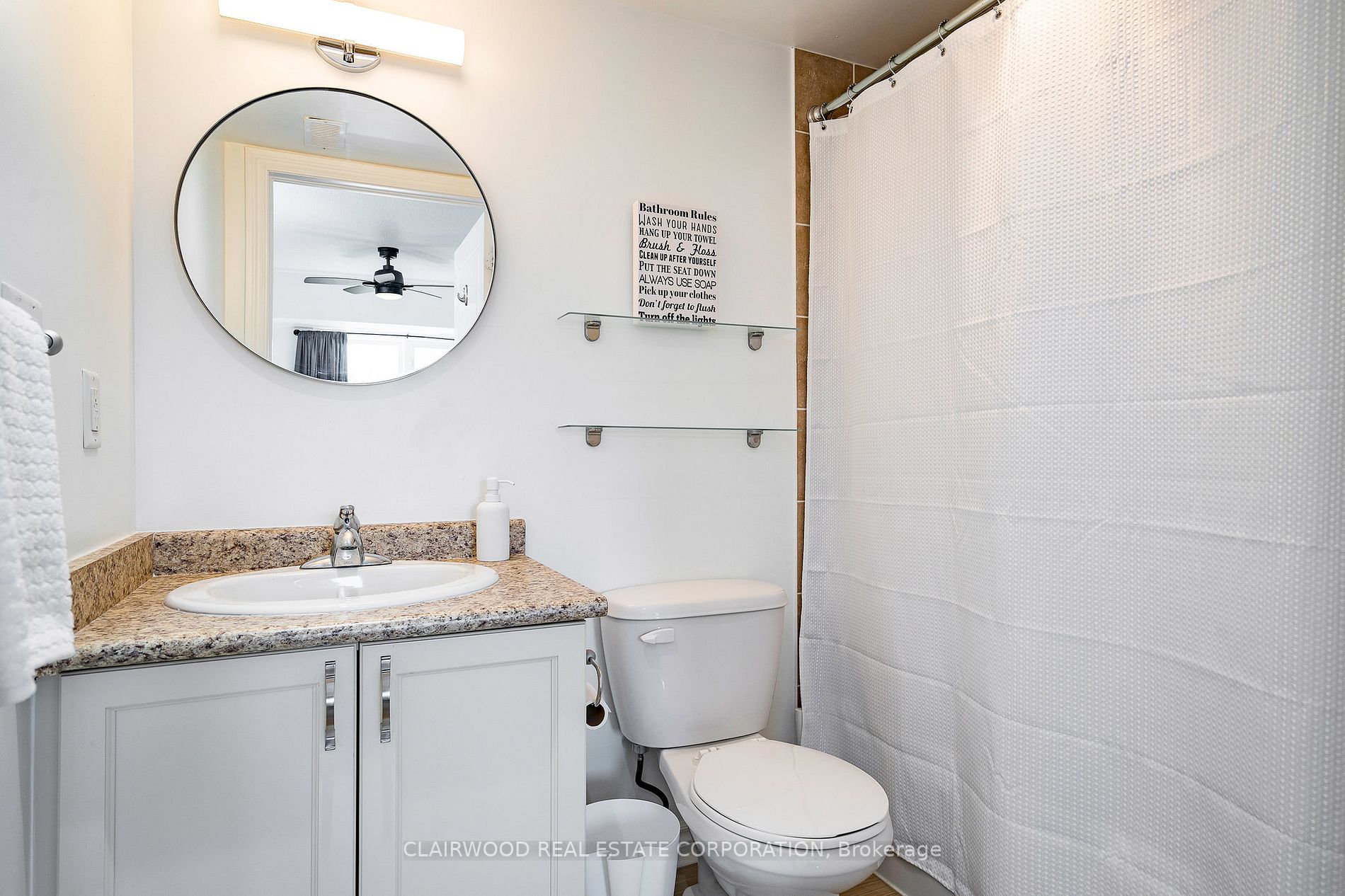 8 Brandy Lane Dr, #204