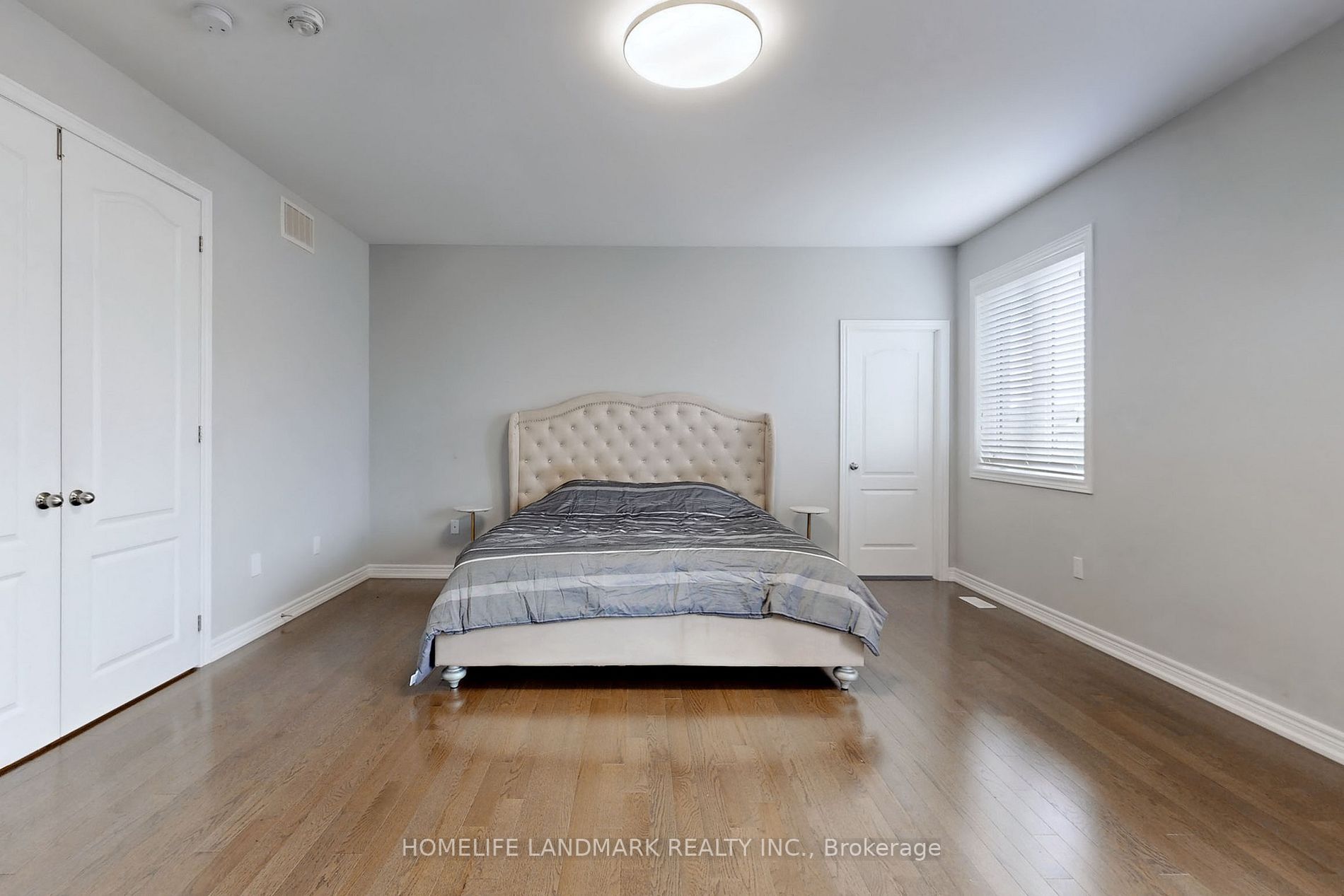 56 Redmond Cres