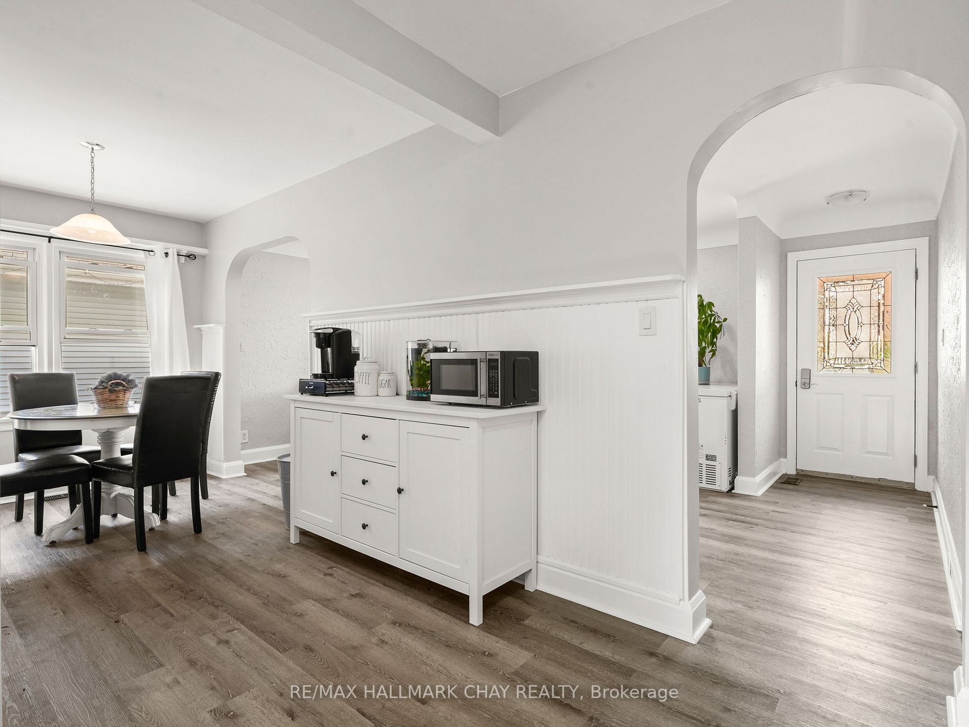 205 Mary St