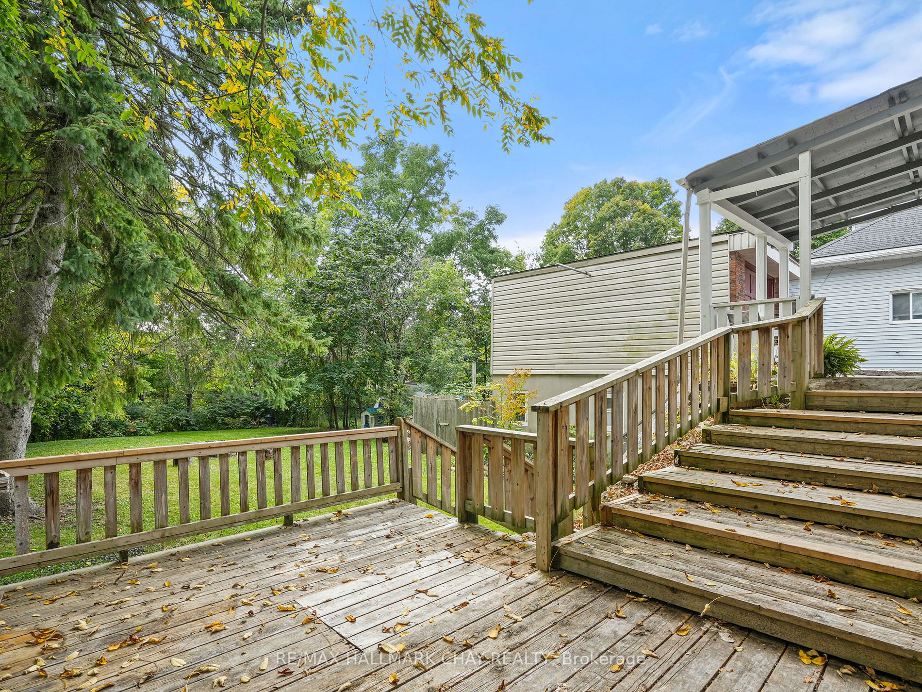 205 Mary St