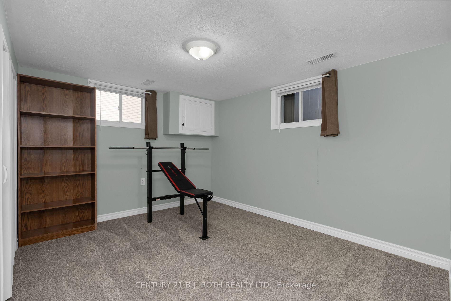 42 Walker Ave