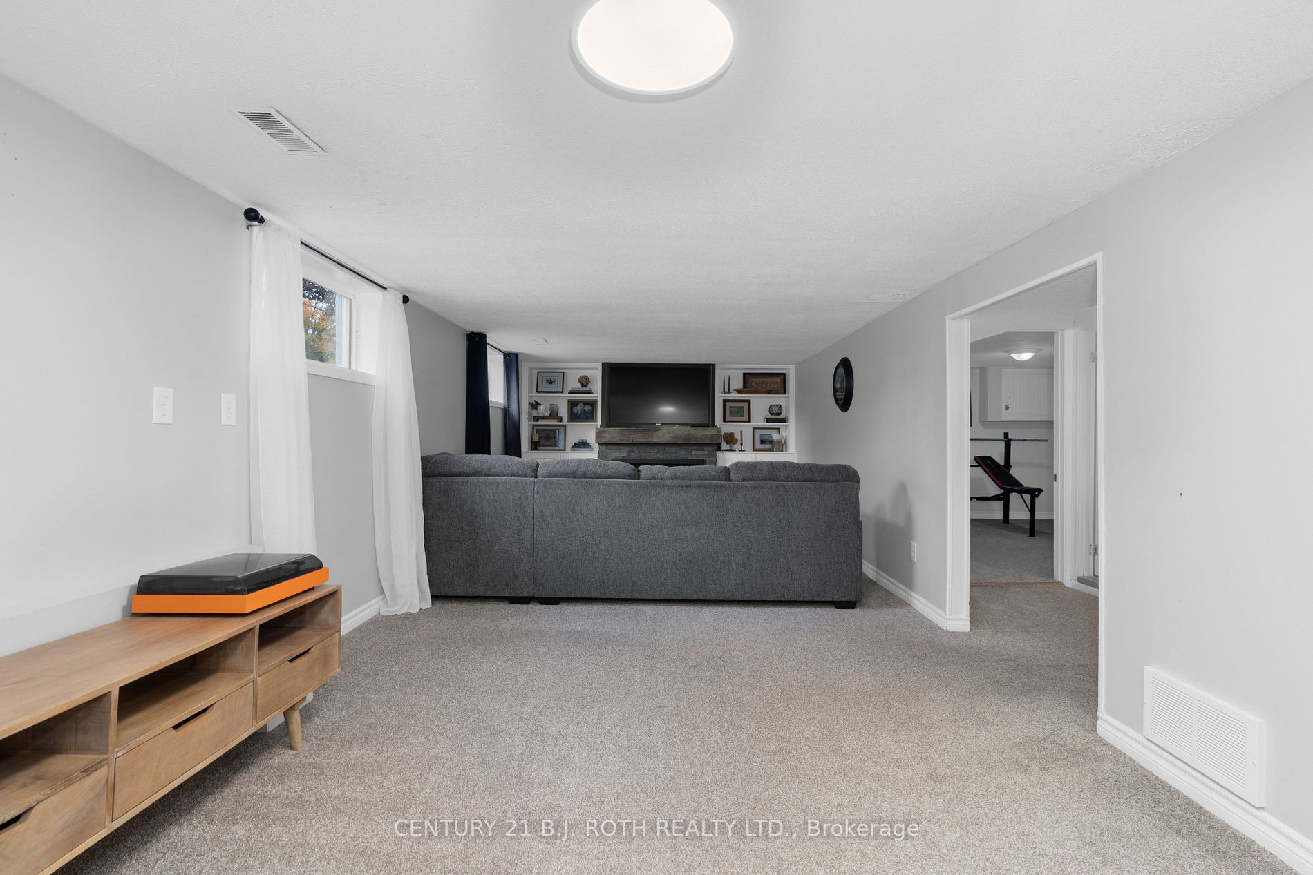 42 Walker Ave