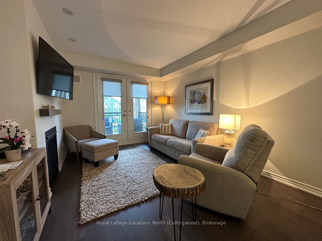 2 Cove Crt, #203