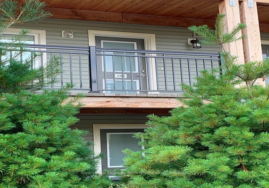 2 Cove Crt, #203