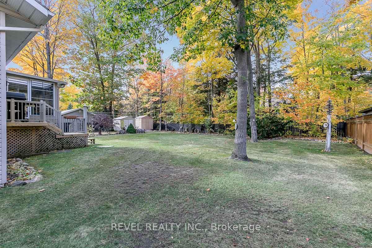 676 Concession 15 Rd W